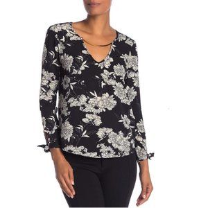 Harve Benard Necklace Blouse